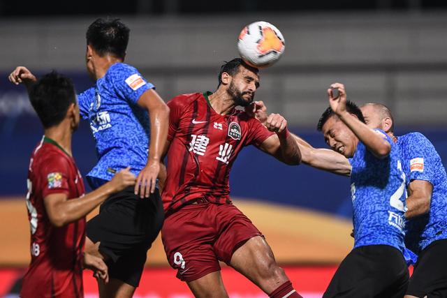 东欧合砍50分 独行侠大胜凯尔特人38分追至1-3