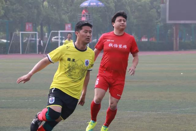 崔康熙：注重防守 费莱尼与克雷桑的伤病对我们影响大